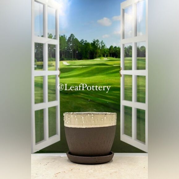 Cafe Noir (SM) Brown/Beige Clay/Concrete Planter Pot with Saucer Attached - Picture 1 of 8